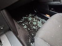 Personenauto, bmw, 5-serie, 520i, 2004 - afbeelding 29 van  50