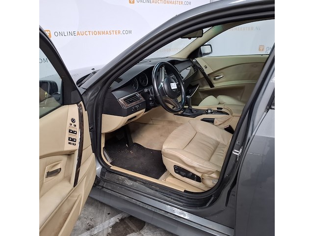 Personenauto, bmw, 5-serie, 545i executive, 2004 - afbeelding 13 van  39