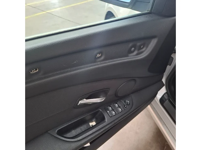 Personenauto, bmw, 5-serie touring, 520i business line, 2008 - afbeelding 32 van  74
