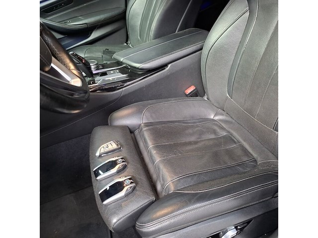 Personenauto, bmw, 520d, 520d ede high executive, 2018 - afbeelding 42 van  85
