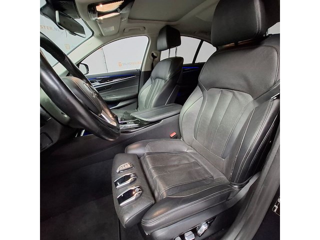 Personenauto, bmw, 520d, 520d ede high executive, 2018 - afbeelding 43 van  85