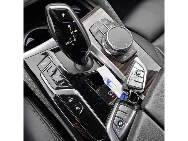 Personenauto, bmw, 530e, 2020 - afbeelding 18 van  50