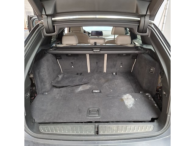 Personenauto, bmw, 540d xdrive - afbeelding 27 van  33
