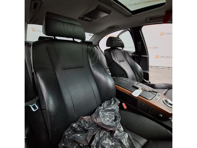 Personenauto, bmw, 730i - afbeelding 32 van  50
