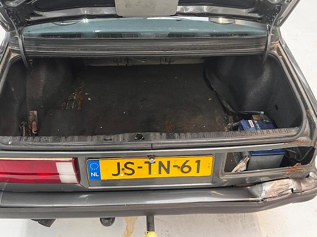 Personenauto, bmw, e30 323e, 1986 - afbeelding 2 van  21