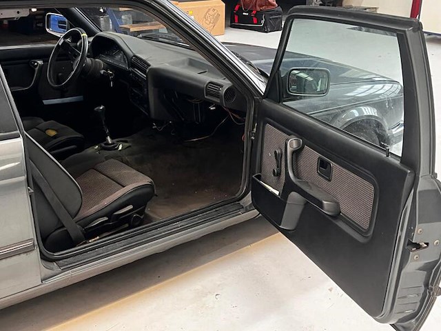 Personenauto, bmw, e30 323e, 1986 - afbeelding 4 van  21