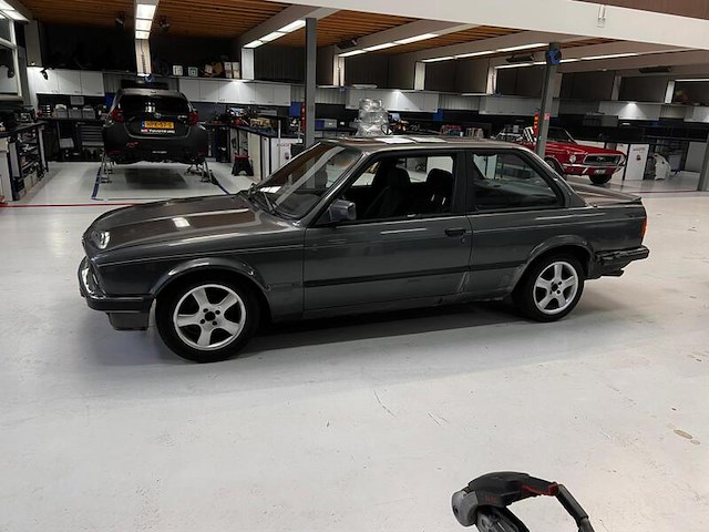 Personenauto, bmw, e30 323e, 1986 - afbeelding 12 van  21