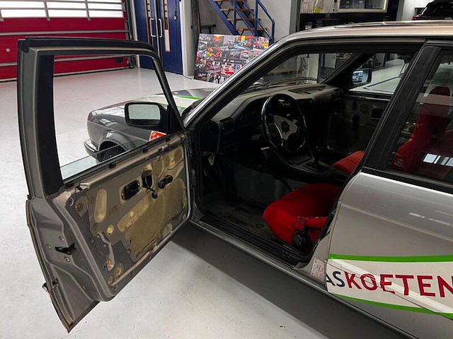 Personenauto, bmw, e30, 323i, 1983-1986 - afbeelding 9 van  23