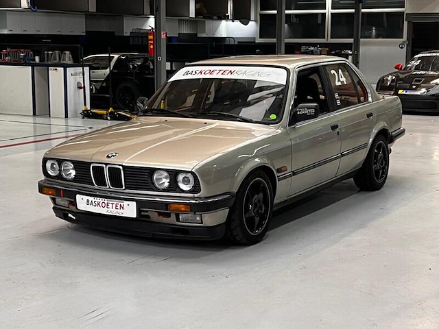 Personenauto, bmw, e30 323i, 1983-1986 - afbeelding 1 van  24