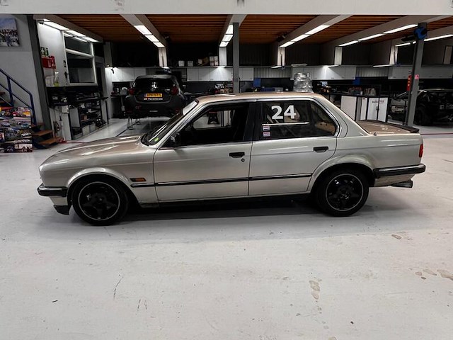 Personenauto, bmw, e30 323i, 1983-1986 - afbeelding 18 van  24