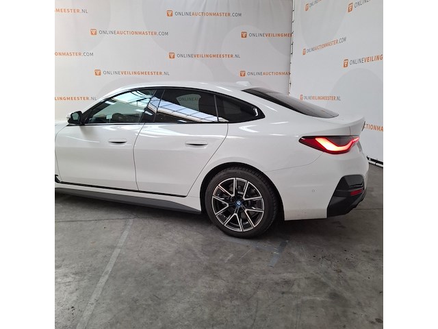 Personenauto, bmw, i4, edrive35 high executive 70 kwh, 2023 - afbeelding 2 van  48