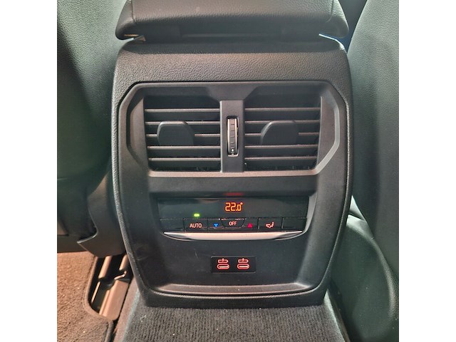 Personenauto, bmw, i4, edrive35 high executive 70 kwh, 2023 - afbeelding 35 van  48