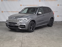 Personenauto, bmw, x5 - afbeelding 1 van  57