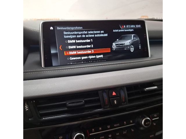 Personenauto, bmw, x5 - afbeelding 22 van  57