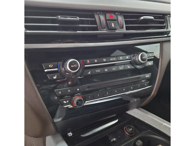 Personenauto, bmw, x5 - afbeelding 24 van  57