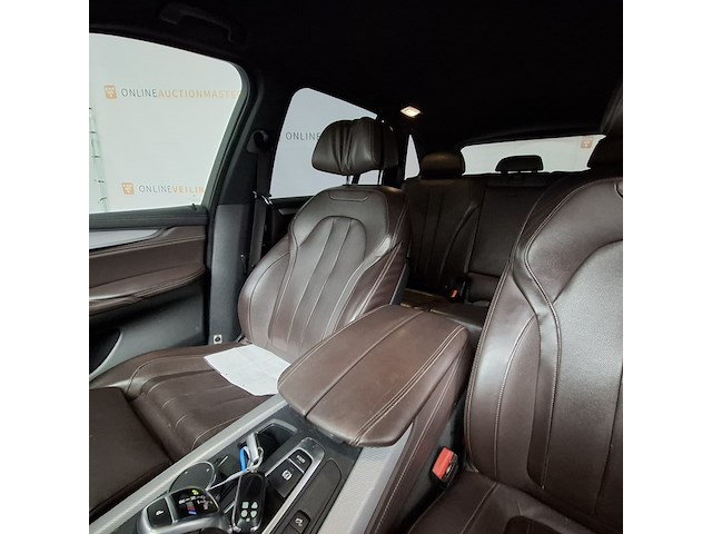 Personenauto, bmw, x5 - afbeelding 27 van  57