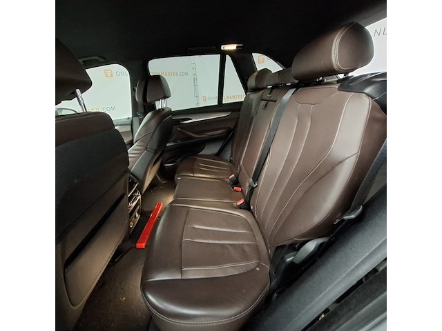 Personenauto, bmw, x5 - afbeelding 28 van  57