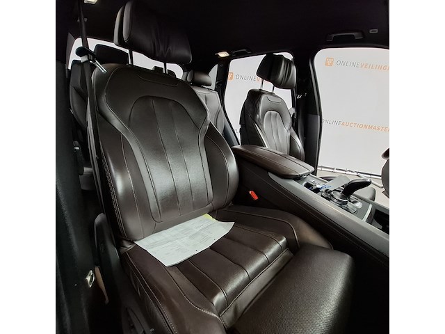 Personenauto, bmw, x5 - afbeelding 35 van  57