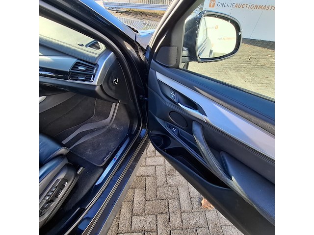 Personenauto bmw, x6 , bouwjaar 2015 - afbeelding 29 van  42