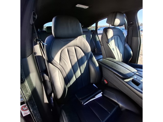 Personenauto bmw, x6 , bouwjaar 2015 - afbeelding 31 van  42