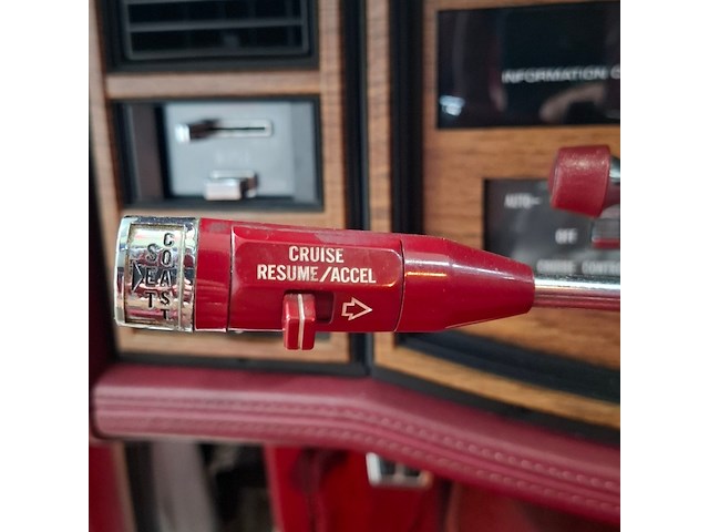 Personenauto, cadillac, el dorado, 1985 - afbeelding 20 van  57