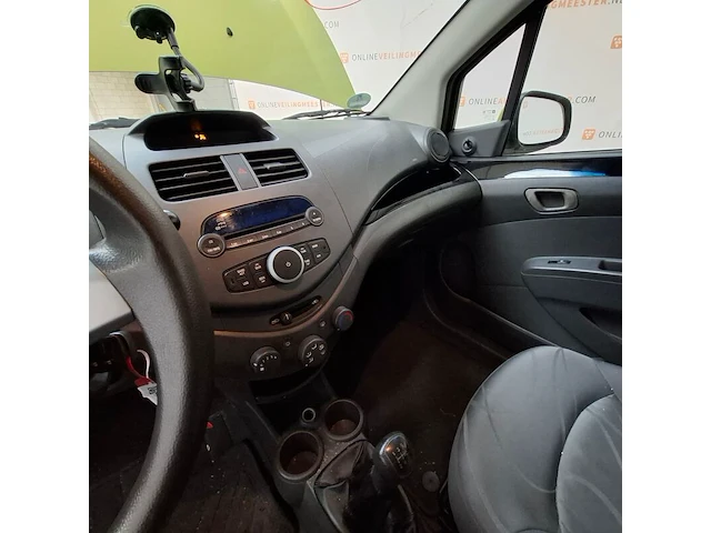 Personenauto, chevrolet, spark, 1.0 16v l, 2010 - afbeelding 44 van  77