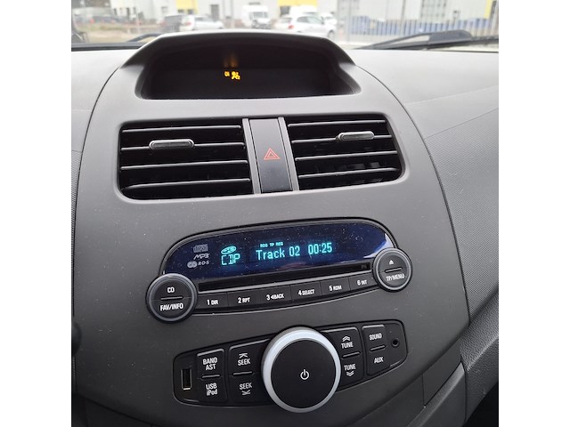 Personenauto chevrolet, spark 1.0 bi-fuel, bouwjaar 2012 - afbeelding 25 van  50