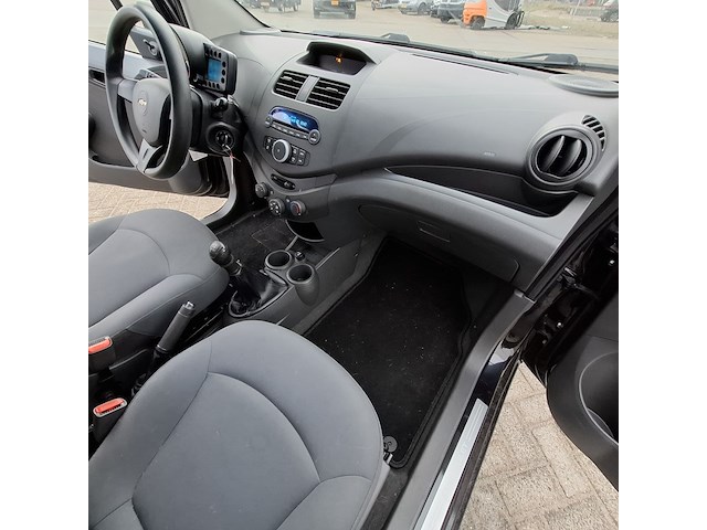 Personenauto chevrolet, spark 1.0 bi-fuel, bouwjaar 2012 - afbeelding 37 van  50