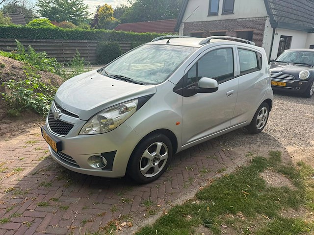 Personenauto chevrolet spark lpg + benzine 65pk 2010 (marge) - afbeelding 1 van  1