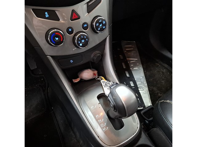 Personenauto, chevrolet, trax - afbeelding 25 van  57