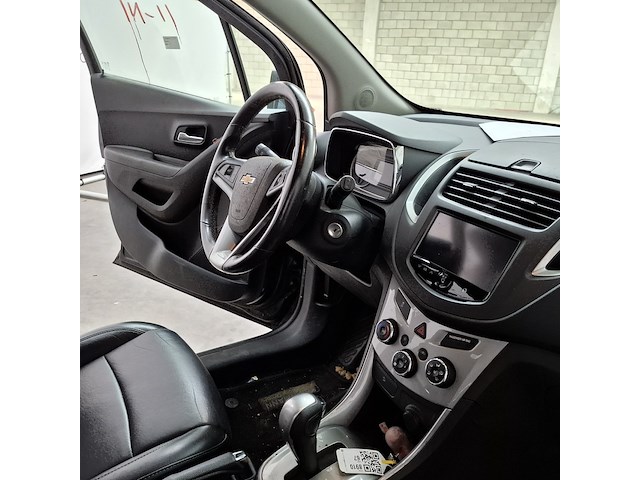 Personenauto, chevrolet, trax - afbeelding 32 van  54