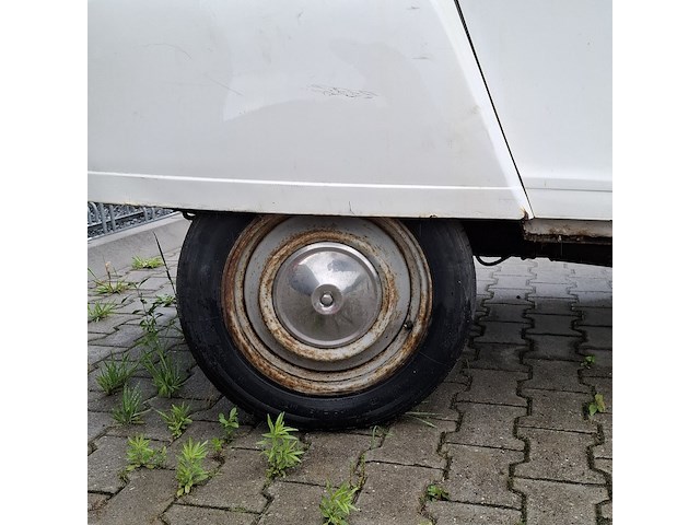 Personenauto, citroen, ayb-am dyane 6 commercial, wit, 1969 - afbeelding 43 van  52