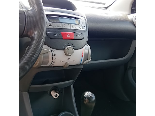 Personenauto, citroen, c1, 1.0-12v ambiance, 2008 - afbeelding 2 van  13