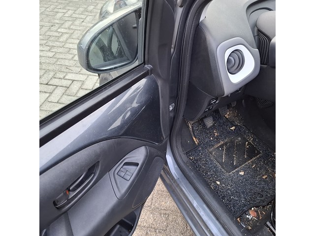 Personenauto citroen, c1 1.0 vti feel, grijs, bouwjaar 2019 - afbeelding 16 van  45