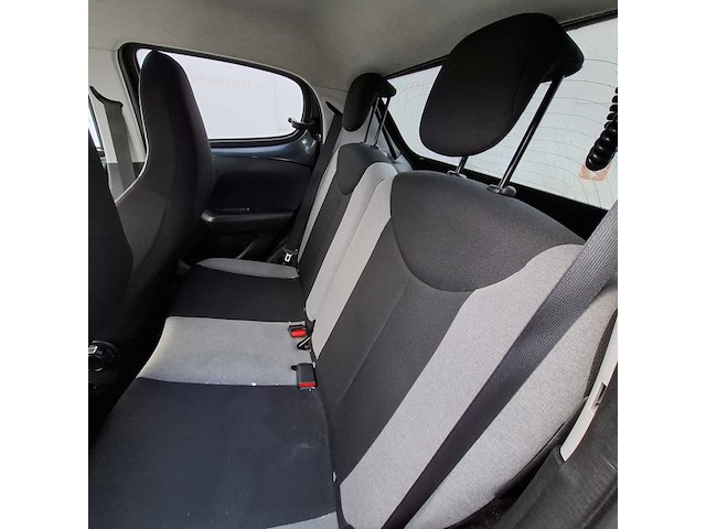 Personenauto citroen, c1 1.0 vti feel, grijs, bouwjaar 2019 - afbeelding 26 van  45