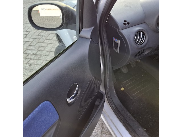 Personenauto, citroen, c2 1.1., 2004 - afbeelding 26 van  45