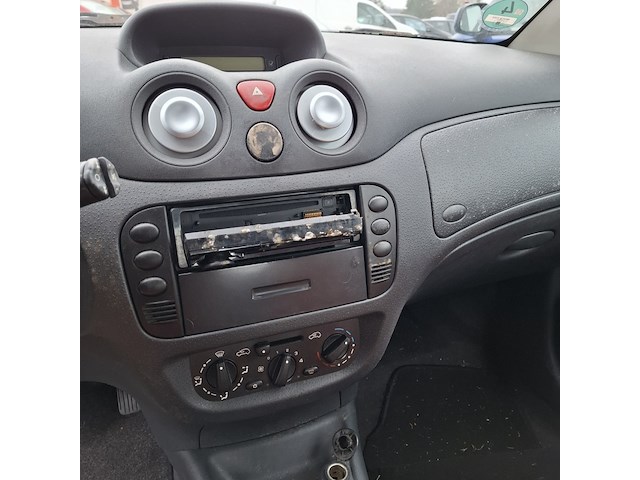 Personenauto, citroen, c2, 1.4i ligne ambiance, 2004 - afbeelding 12 van  12