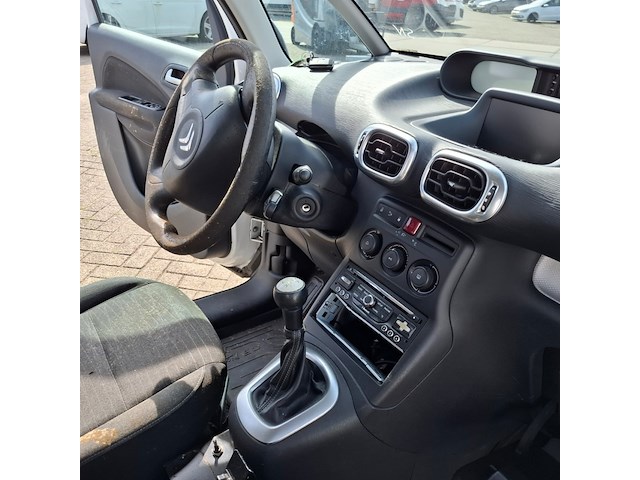 Personenauto, citroen, c3 picasso - afbeelding 30 van  48