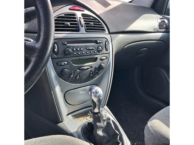 Personenauto, citroen, c5, 2.0-16v ligne prestige, blauw, 2003 - afbeelding 2 van  13