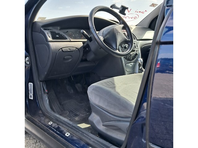 Personenauto, citroen, c5, 2.0-16v ligne prestige, blauw, 2003 - afbeelding 10 van  13