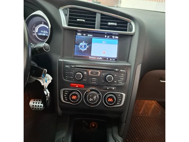 Personenauto, citroen, ds4, 1.6 thp so chic, 2011 - afbeelding 14 van  24