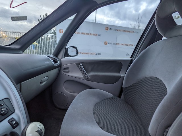 Personenauto, citroen, xsara picasso 1.6i-16v caractère, 2006 - afbeelding 40 van  42