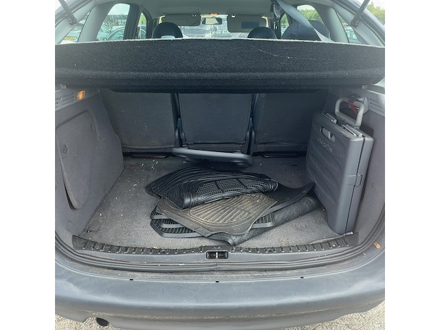 Personenauto, citroen, xsara picasso, 1.8i-16v différence 2, 2004 - afbeelding 2 van  12