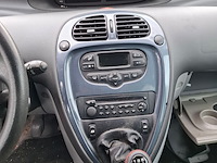 Personenauto, citroen, xsara picasso, 1.8i-16v différence, grijs, 2003 - afbeelding 12 van  15