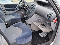 Personenauto, citroen, xsara picasso, 1.8i-16v différence, grijs, 2003 - afbeelding 15 van  15