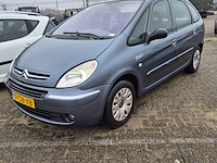 Personenauto citroën, xsara picasso, grijs - afbeelding 1 van  1