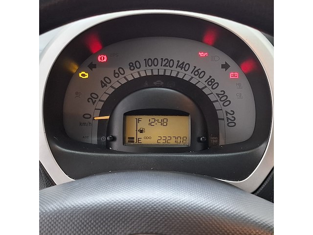 Personenauto, daihatsu, sirion 2, 1.3-16v comfort, 2005 - afbeelding 22 van  54