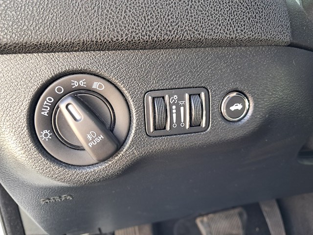 Personenauto, dodge, charger st, wit, 2015 - afbeelding 38 van  81