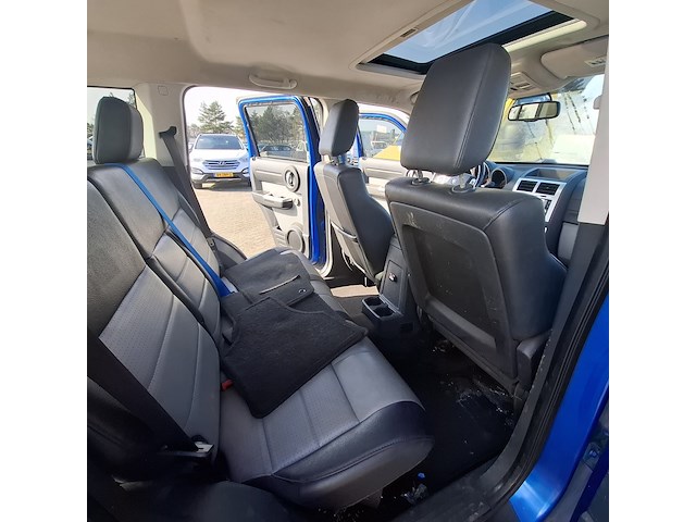 Personenauto, dodge, nitro, 3.7 v6 se, 2007 - afbeelding 2 van  15