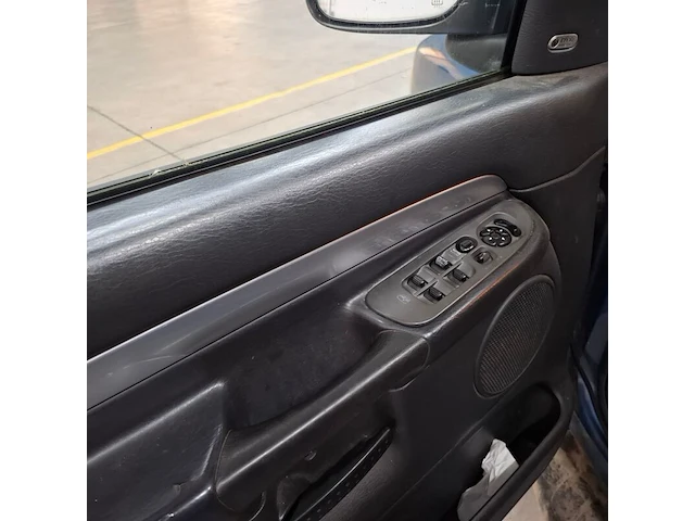 Personenauto, dodge, ram 1500, 2004 - afbeelding 61 van  105
